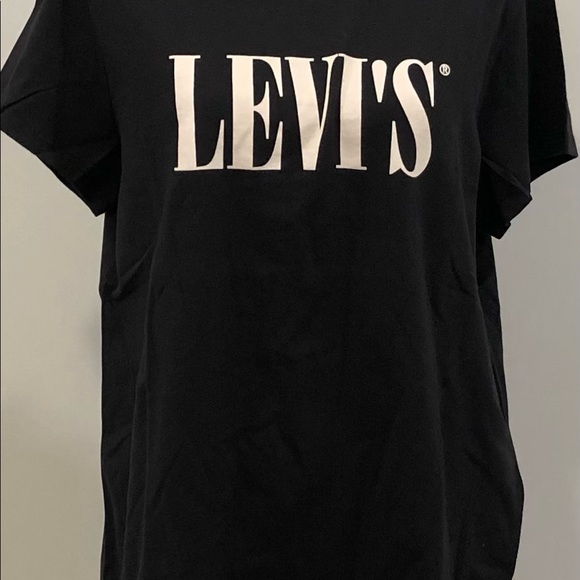 Ladies Levi’s Tee - Picture 2 of 4